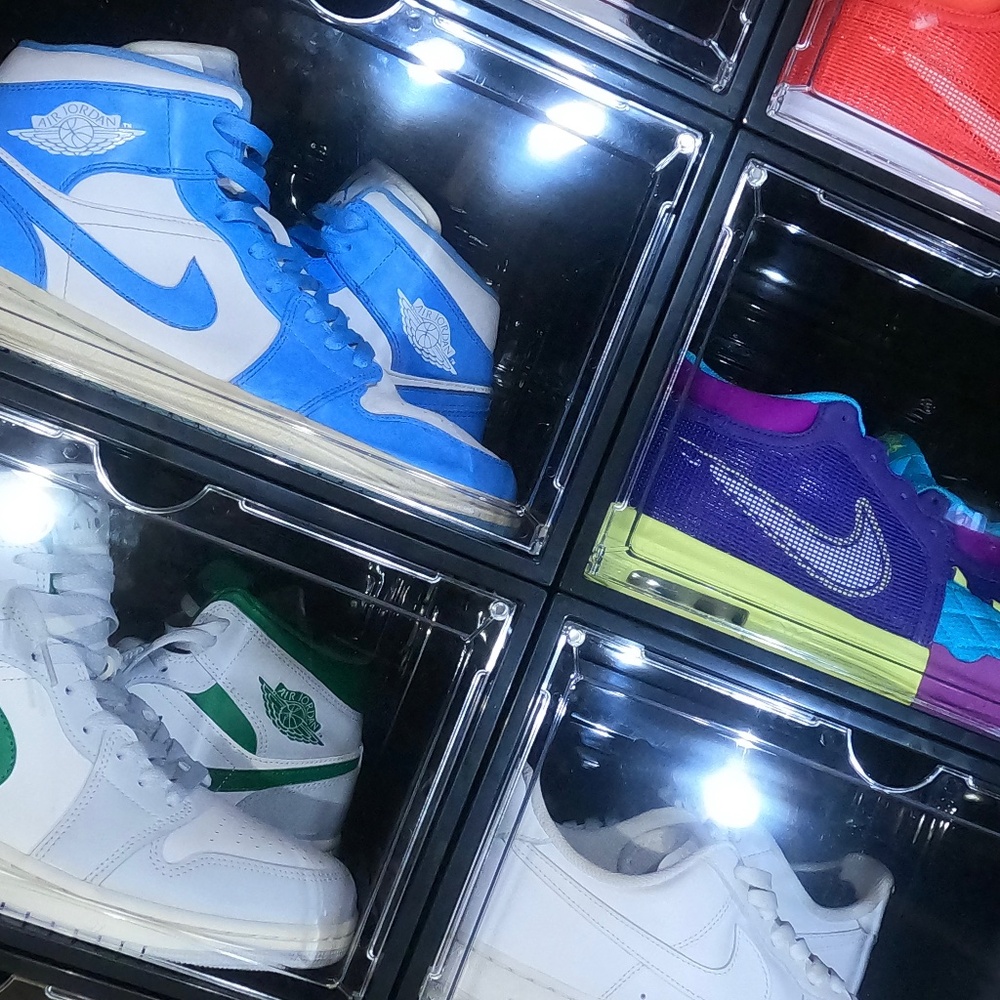 Women’s Nike Air Force 1 Mystery Box Used – Great Condition